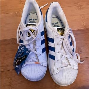 kids adidas superstars